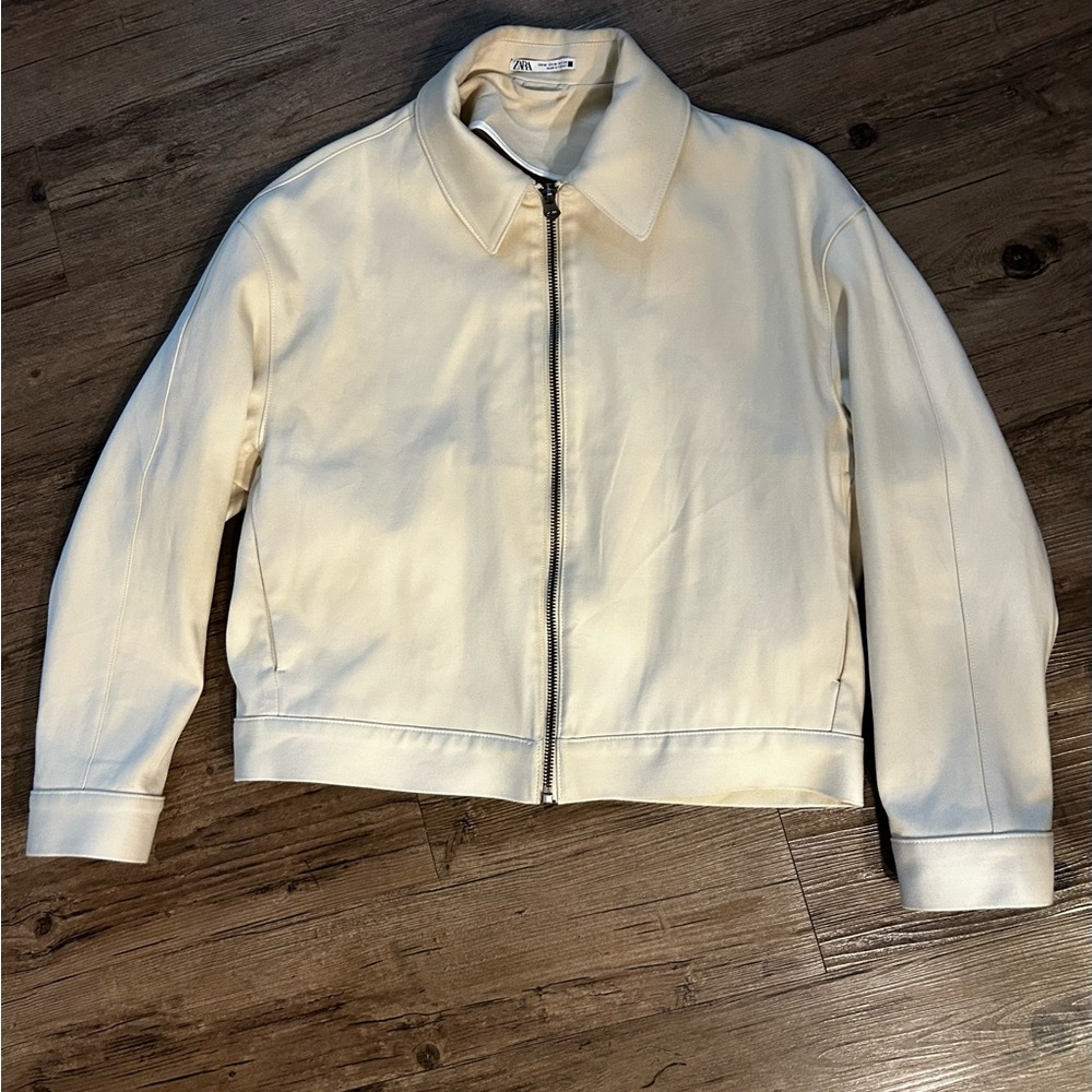 Zara Men’s Off-White Jacket